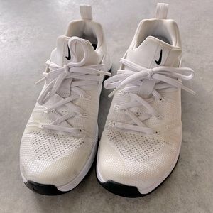 Nike Metcom Series 3 White and Black Size 7.5 Women’s Trainers